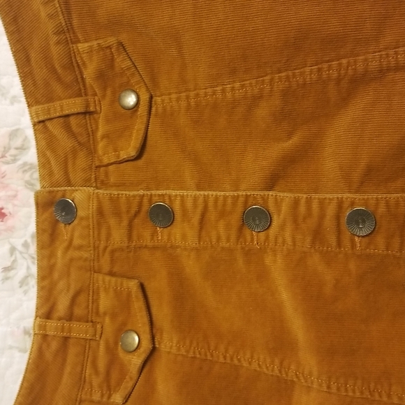 Forever 21 mustard corduroy skirt - Picture 2 of 8